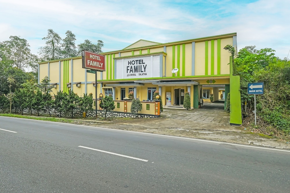 Hotel O Family in Salatiga, Indonesia