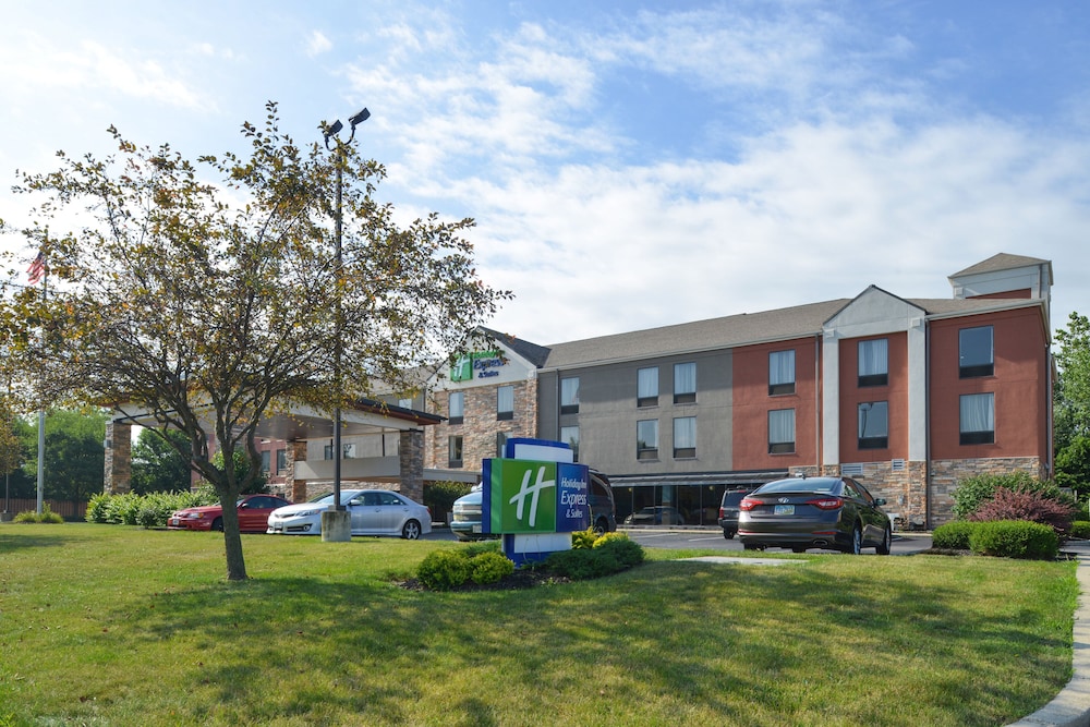 Holiday Inn Express & Suites Dayton Huber Heights by IHG - photo 44