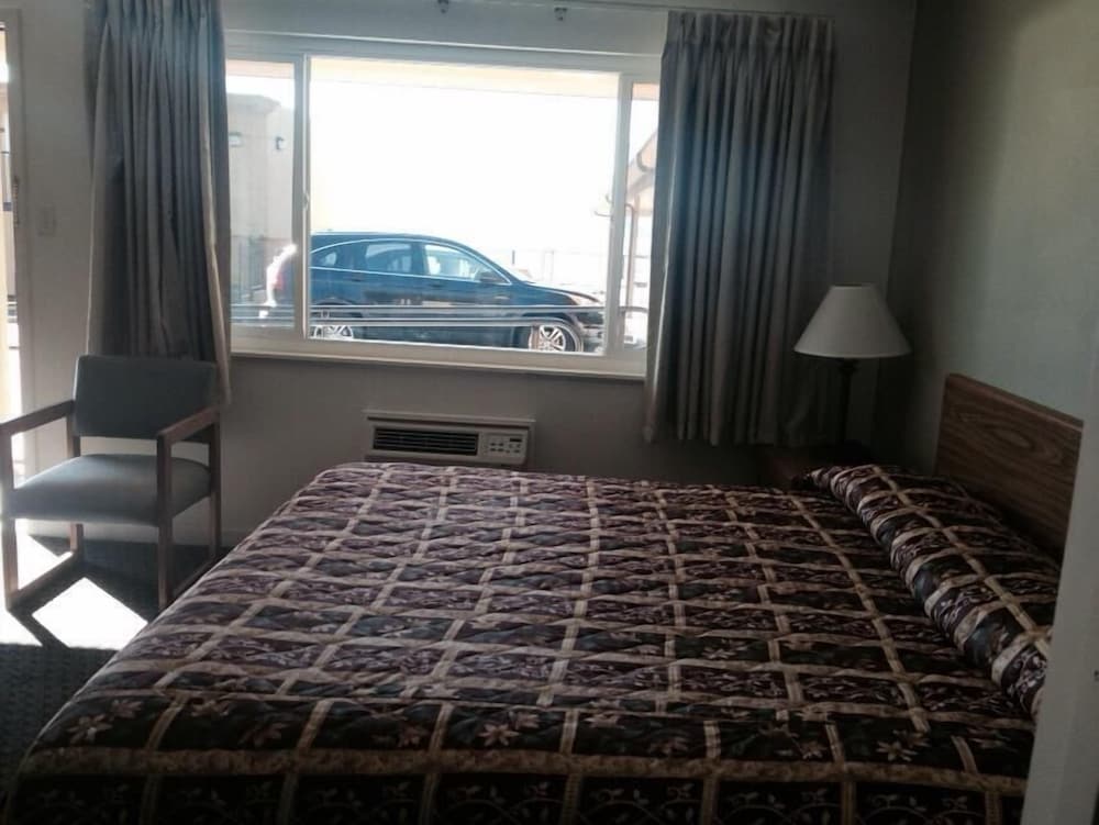 Lake Marina Inn - photo 5