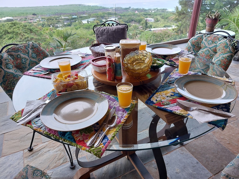 Kona Palace in Captain Cook - photo 36