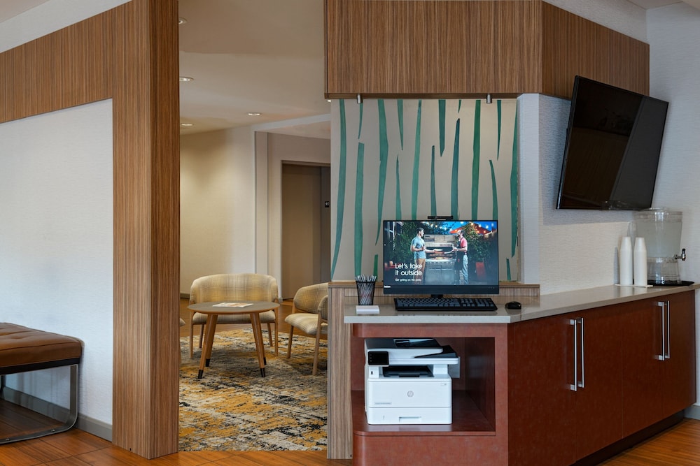 TownePlace Suites by Marriott Macon Mercer University - photo 25