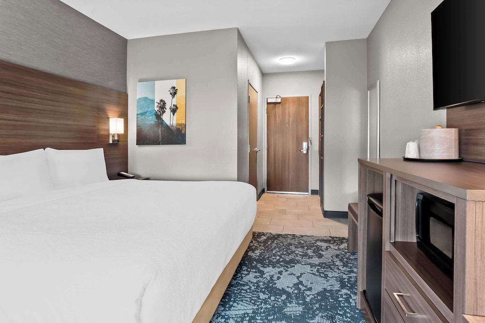 Best Western San Bernardino Hotel - photo 15