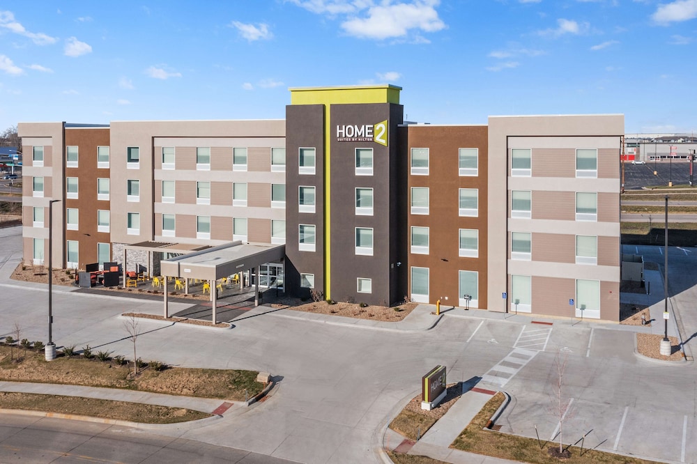 Home2 Suites By Hilton Cedar Rapids Westdale — Cedar Rapids