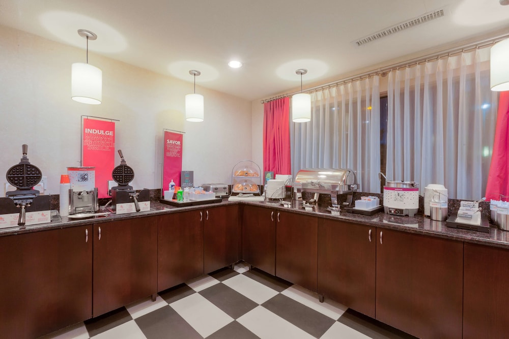 Hampton Inn San Marcos CA - photo 42