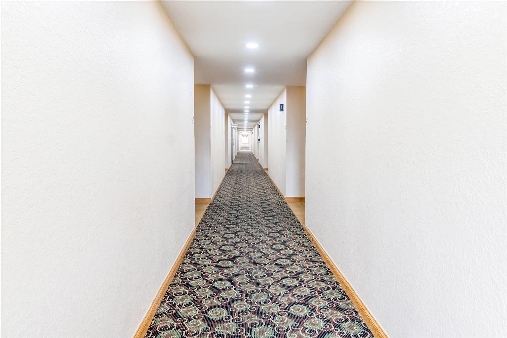 Super 8 by Wyndham Uniontown PA - photo 38