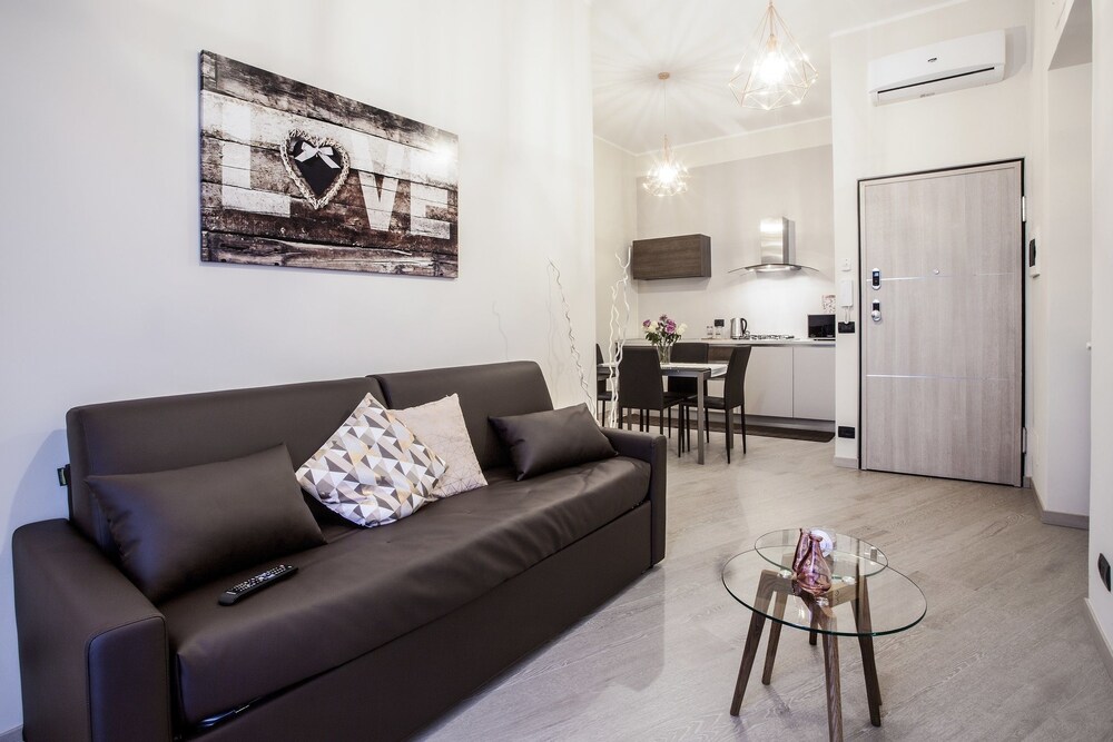 Torino Suite — 4-Star Luxury Hotel in Turin, Italy