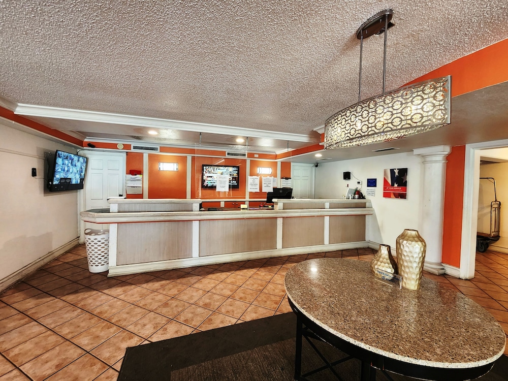 Relax Inn Little Rock - photo 2