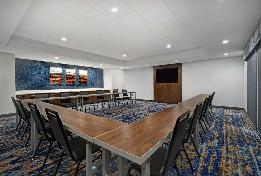 Hampton Inn Midland South - photo 39