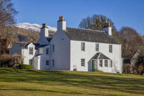 Ardchattan Manse in Oban, United Kingdom