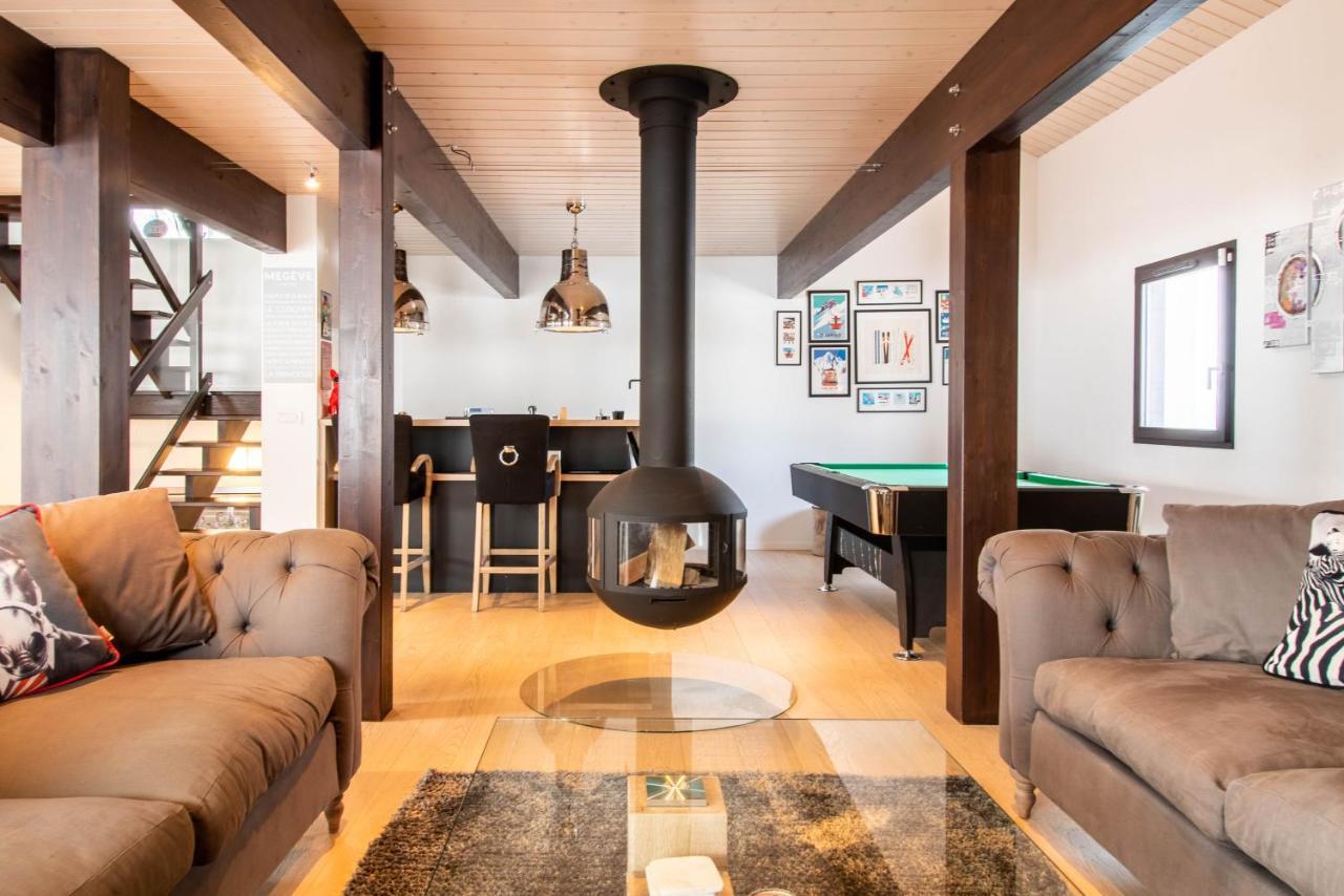 Chalet Genepi Spectacular Ski And Summer Home — 4-Star Luxury Hotel in Saint-Gervais-Les-Bains, France