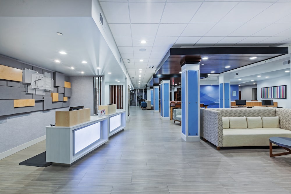 Holiday Inn Express & Suites Coffeyville by IHG - photo 35