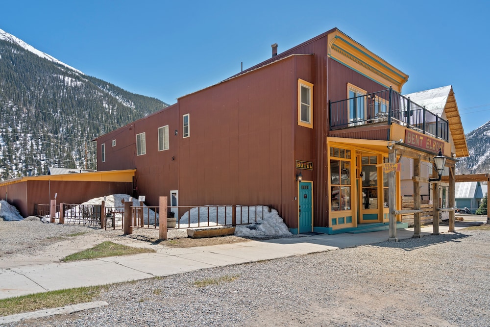 The Bent Elbow Hotel and Restaurant - photo 42