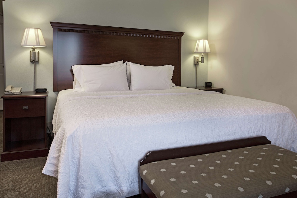 Hampton Inn & Suites Prescott Valley - photo 16