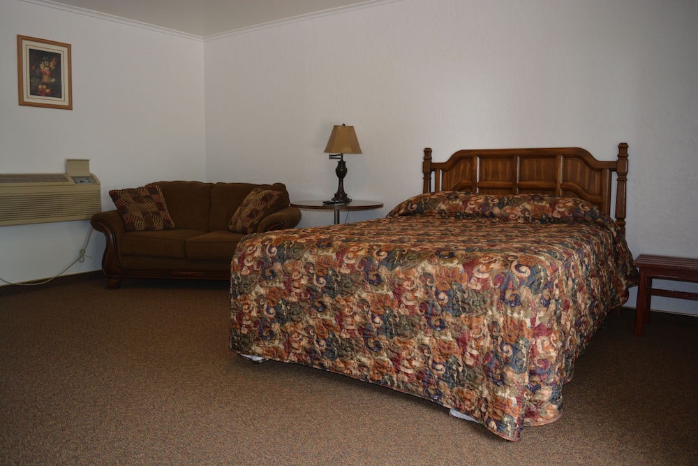 The Evergreen Inn Motel and RV Park - photo 6