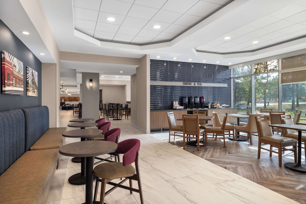Hampton Inn & Suites Downers Grove Chicago - photo 40