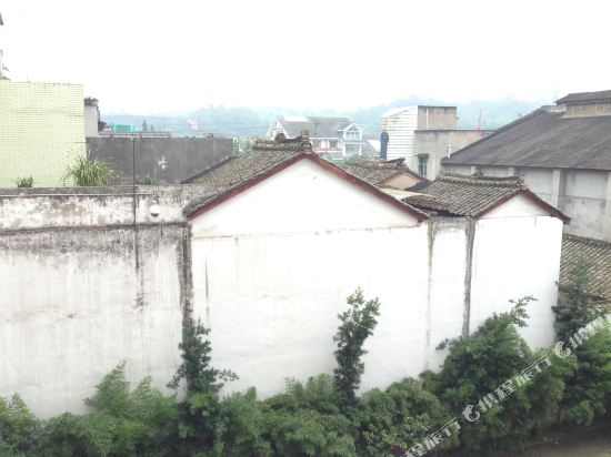 Yuwangge Inn in Linqiong, People's Republic of China