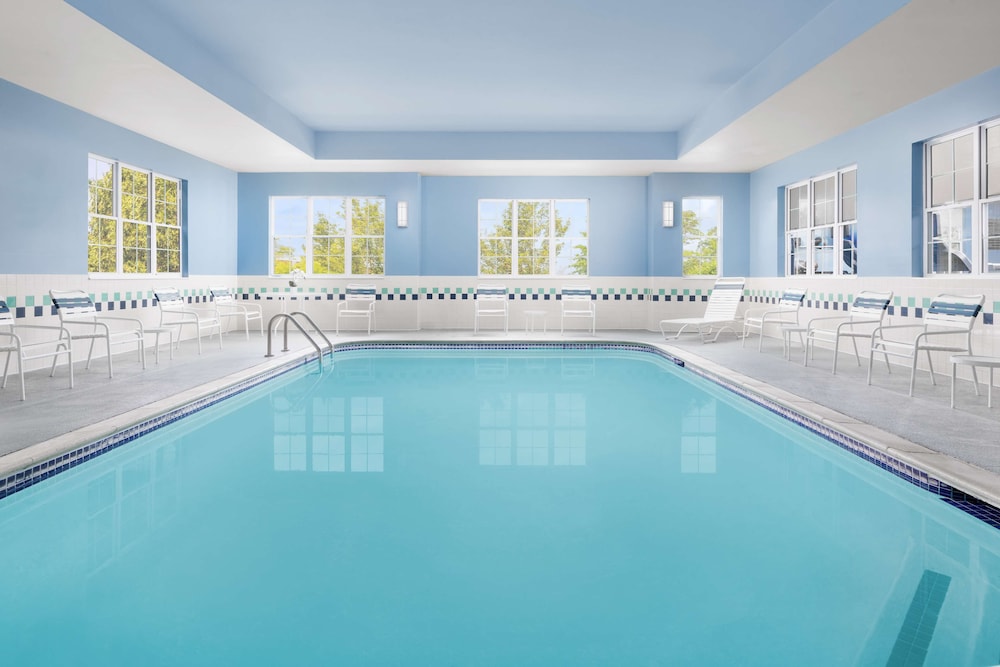 Homewood Suites by Hilton Portsmouth - photo 23