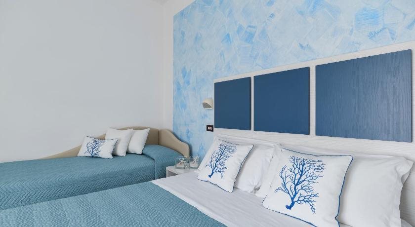 Hotel Capitol — Misano Adriatico — photo 3