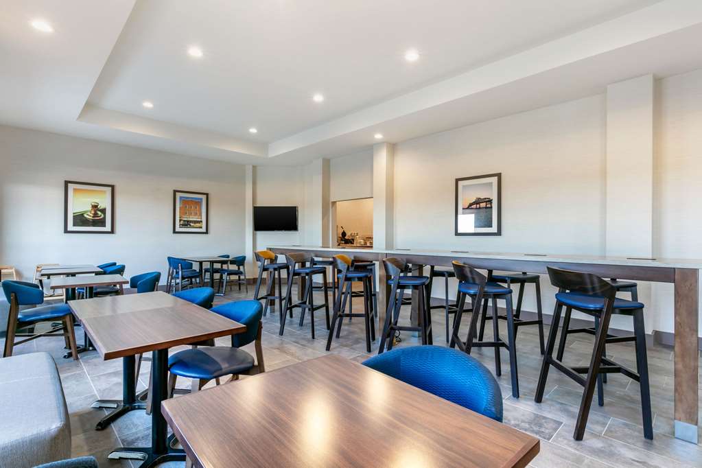 Comfort Suites North Tupelo - photo 30
