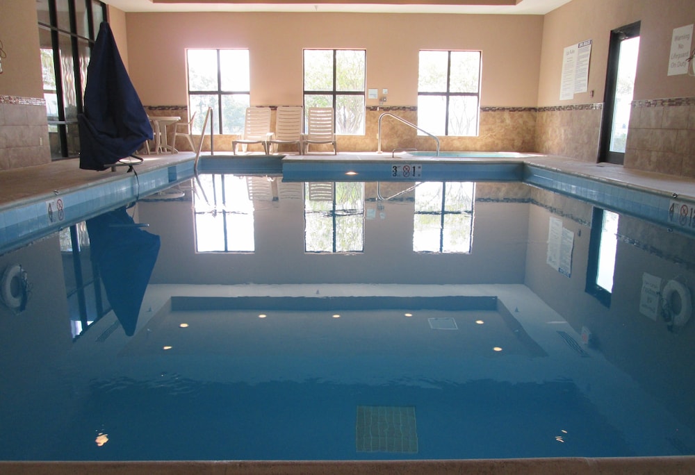 Holiday Inn Express Cloverdale by IHG - photo 54