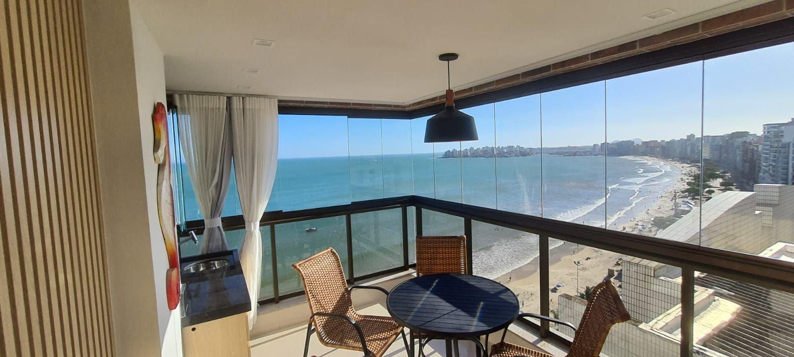 Cobertura c vista para o mar e montanhas churrasqueira 4 quartos 2 Vg garagem — 4-Star Luxury Hotel in Guarapari, Brasil