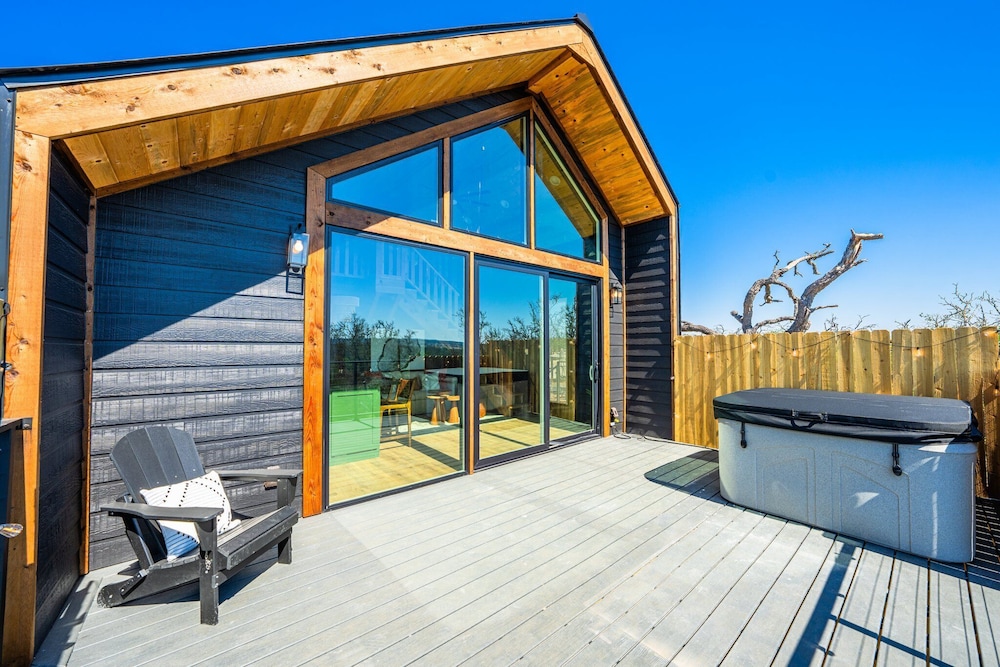 Chin 3 in Fredericksburg, United States