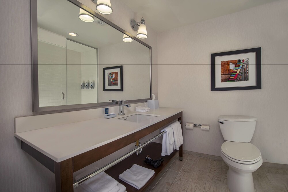 Four Points by Sheraton Newark Christiana Wilmington - photo 10