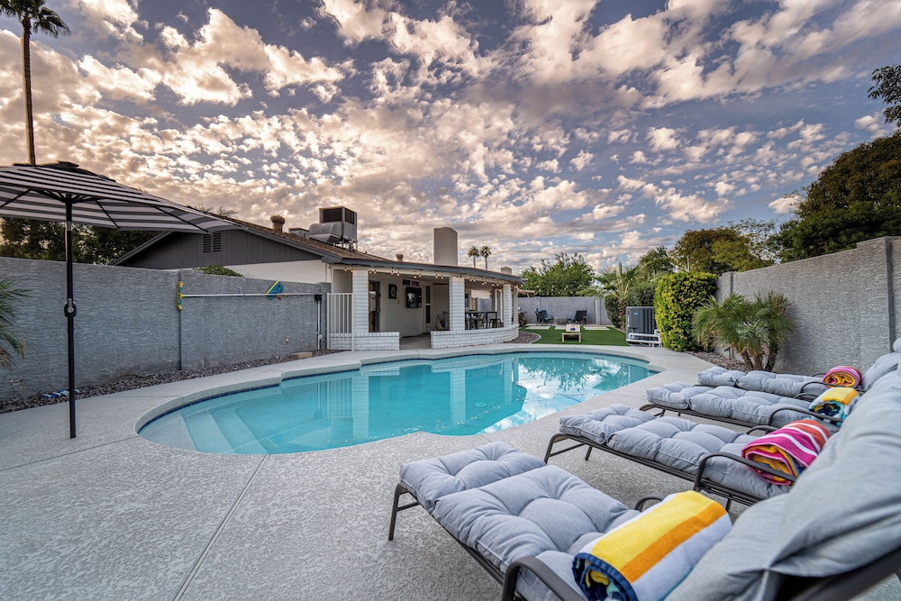 Central Chandler - carbon neutral hotel in Chandler