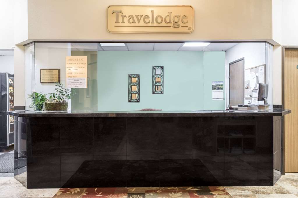 Travelodge by Wyndham Longmont - photo 3