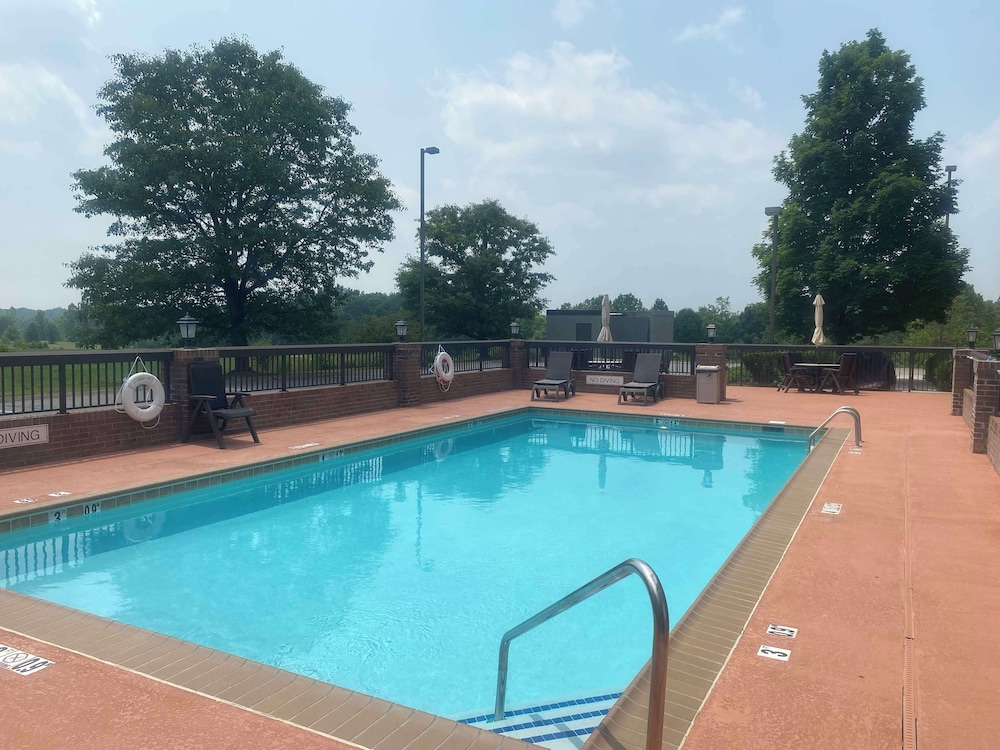 Hampton Inn Corbin KY - photo 19
