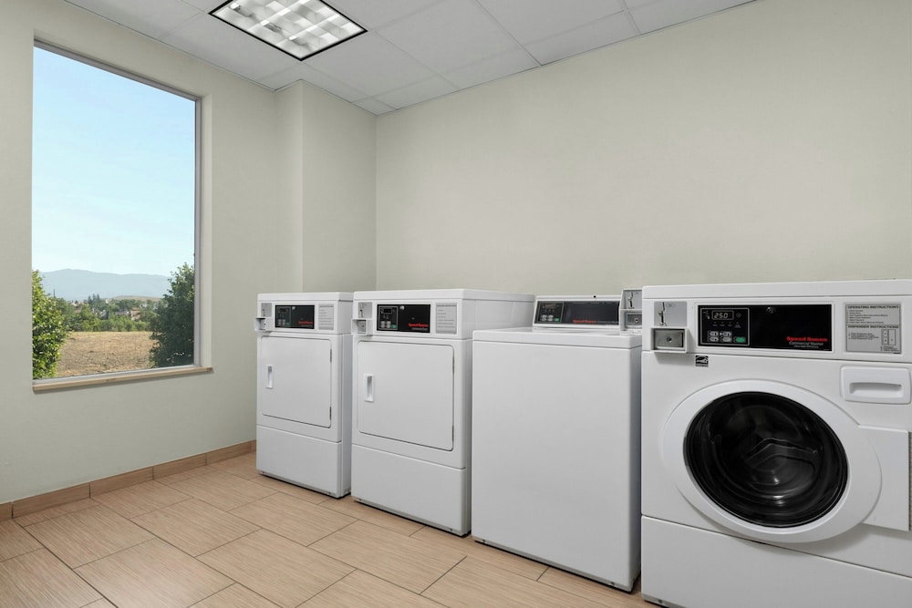 Fairfield Inn & Suites Riverside Corona Norco - photo 33