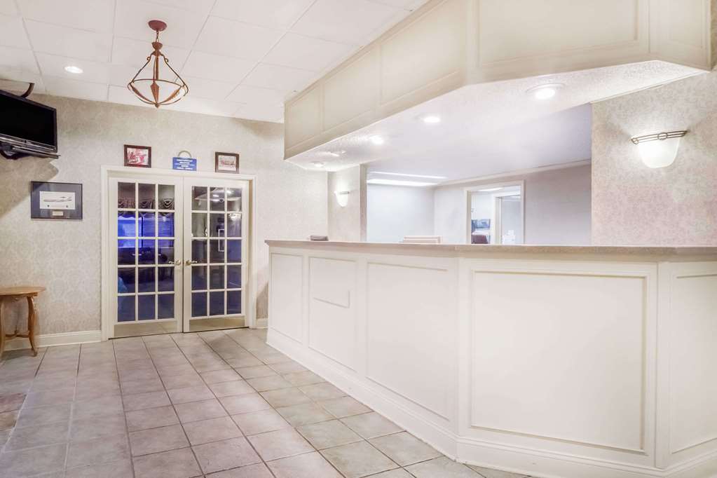 Days Inn by Wyndham Dover Downtown - photo 3
