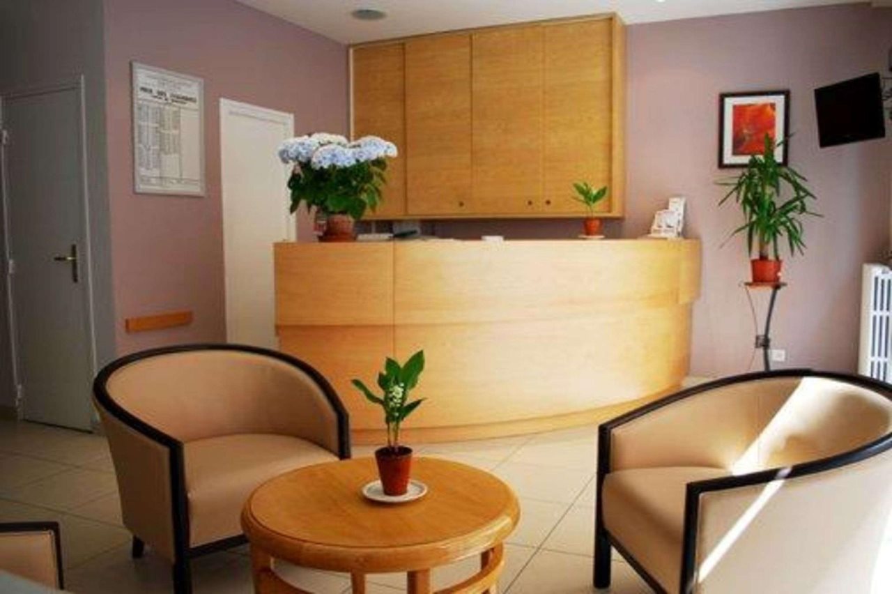 Comfort Hotel Au Firmament — hotel in Asnieres-Sur-Seine