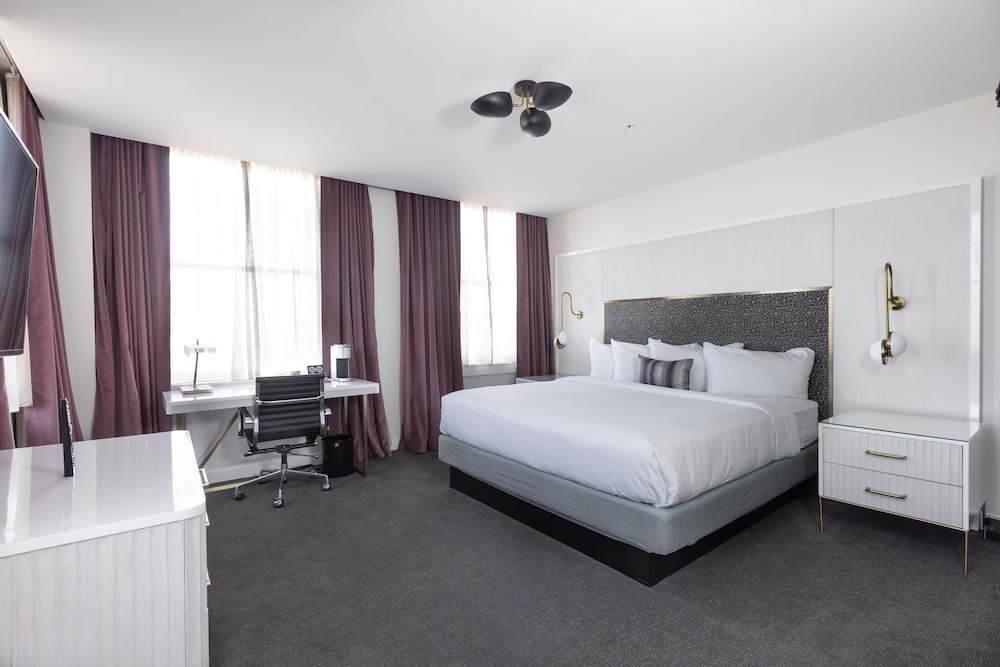 The Kelly Birmingham Tapestry Collection By Hilton - photo 17