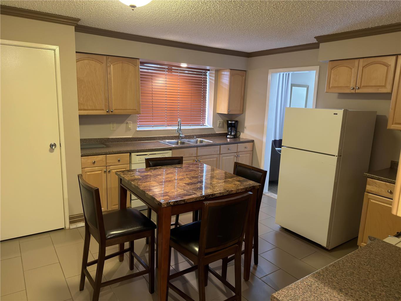 Wingate by Wyndham Utica - photo 20