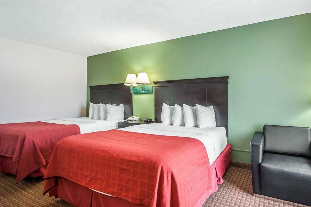 Quality Inn Savannah South - photo 7