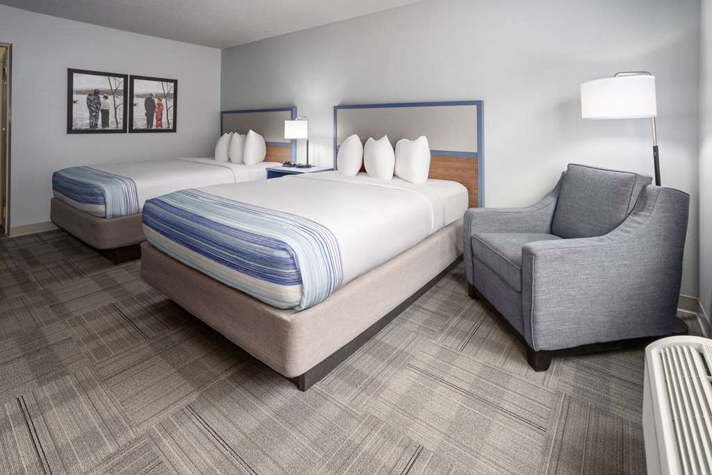 AmericInn by Wyndham Iron Mountain - photo 21