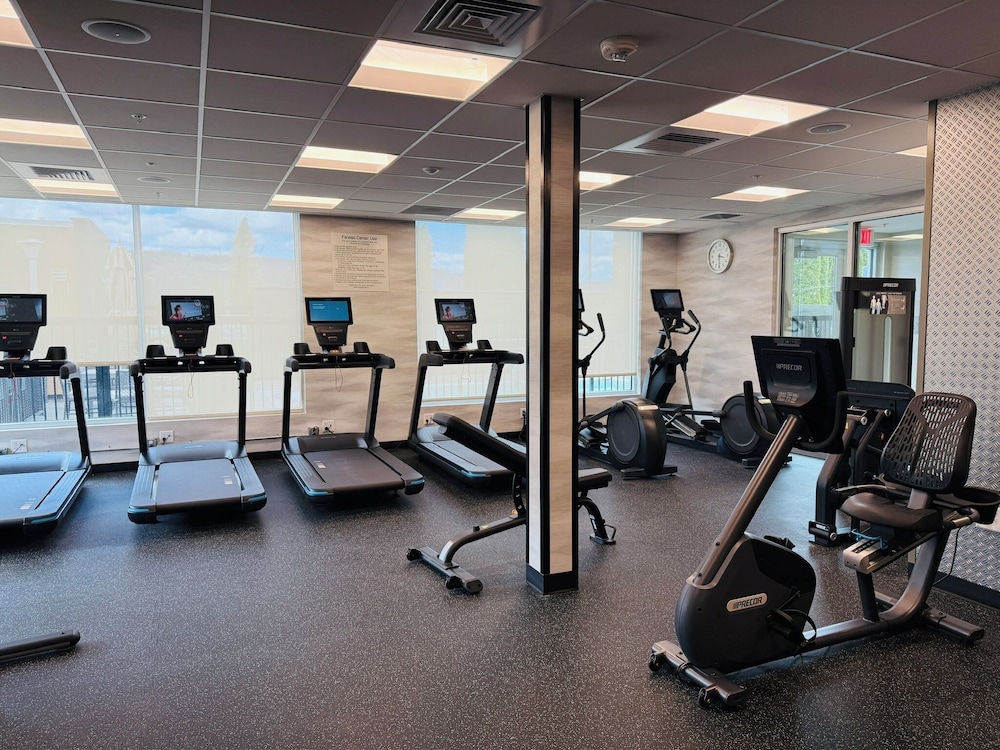 Fairfield by Marriott Inn & Suites Portland Newberg - photo 26