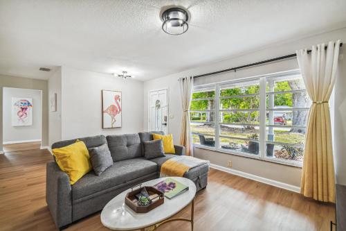 Heated Pool Paradise in Midtown Tampa 3B2B in Tampa, United States