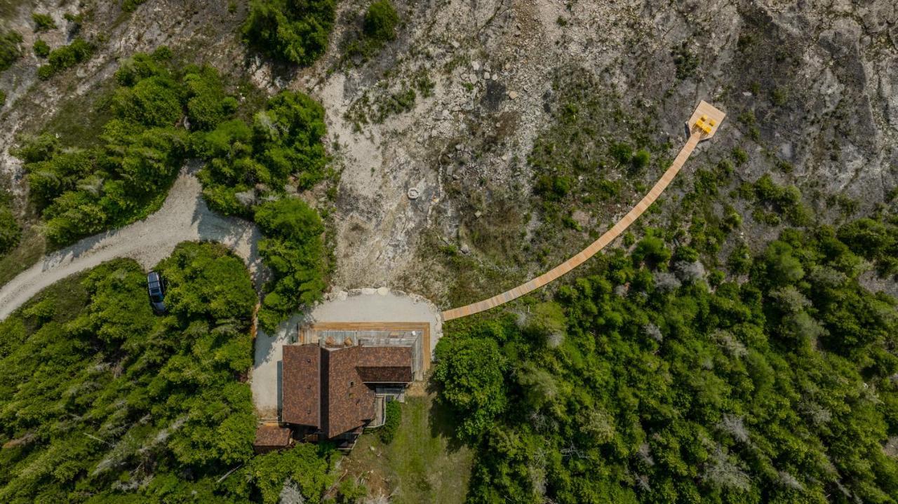 Lands End Private Tobermory Waterfront Escape in Tobermory, Canada