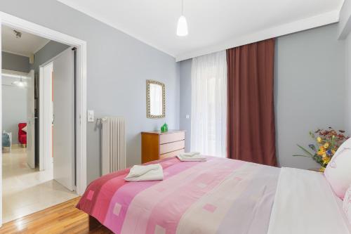 Thanasis Family Apartment — 4-Star Luxury Hotel in Khalandrion, Greece