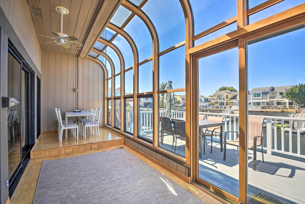 Waterfront Oxnard Escape W Kayaks Dock — Oxnard