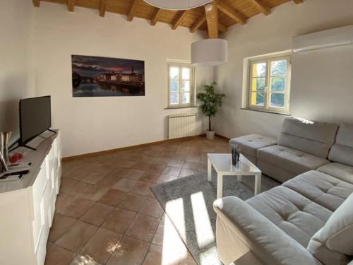 Appartamento Bellavista — 4-Star Luxury Hotel in Terricciola, Italy