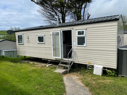 93 Newquay Bay resort Pet friendly - carbon neutral hotel in Newquay