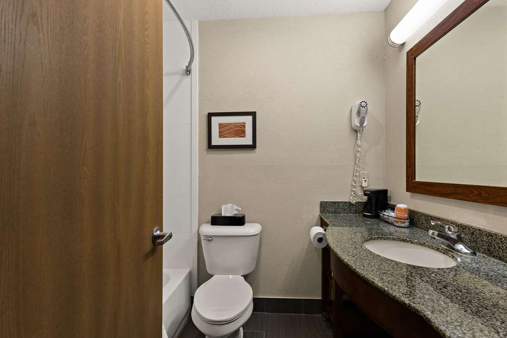 Comfort Inn Huntington Near University - photo 22