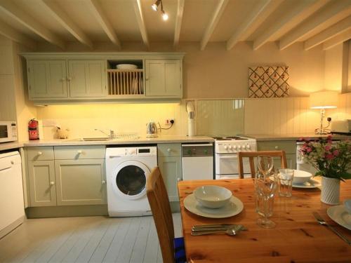 Cider Press Cottage — Bath — photo 5