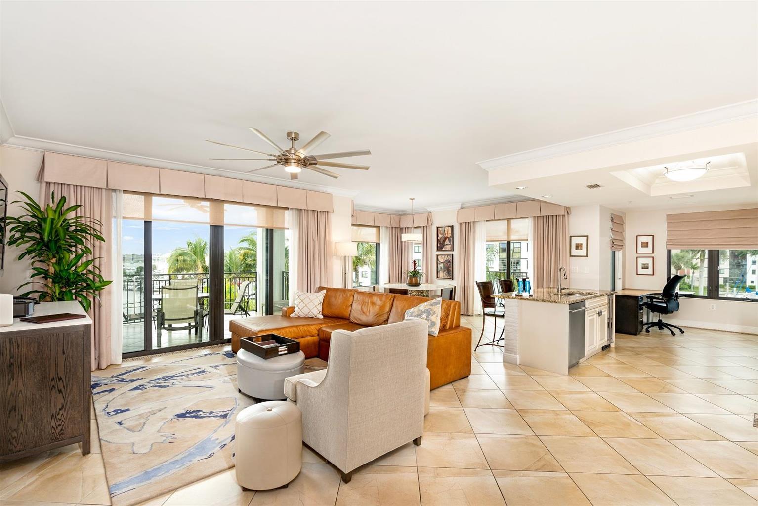 Naples Bay Resort & Marina - photo 13