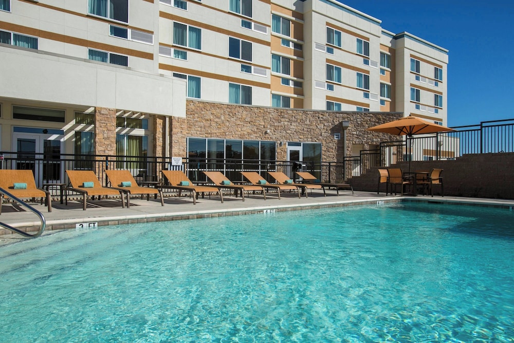 Courtyard by Marriott Dallas Midlothian Midlothian Conf Ctr - photo 25