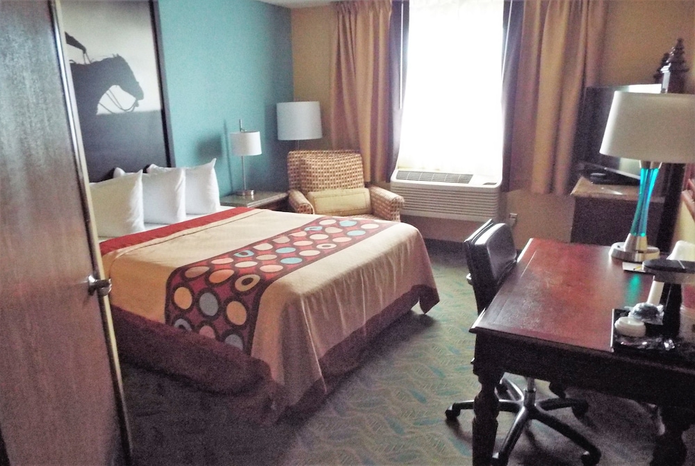 Super 8 by Wyndham Casper East Evansville - photo 13