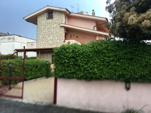 Enza Home In Roma — 4-Star Luxury Hotel in Montecompatri, Italy